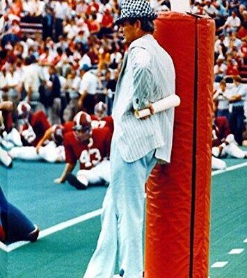 Alabama Crimson Tide Coach Bear Bryant Goalpost Photo - Canvas Print Wall Art Decor