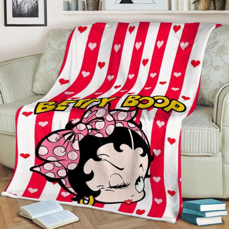 Cute Betty Boop With Heart Comfy Sofa Throw Blanket Gift