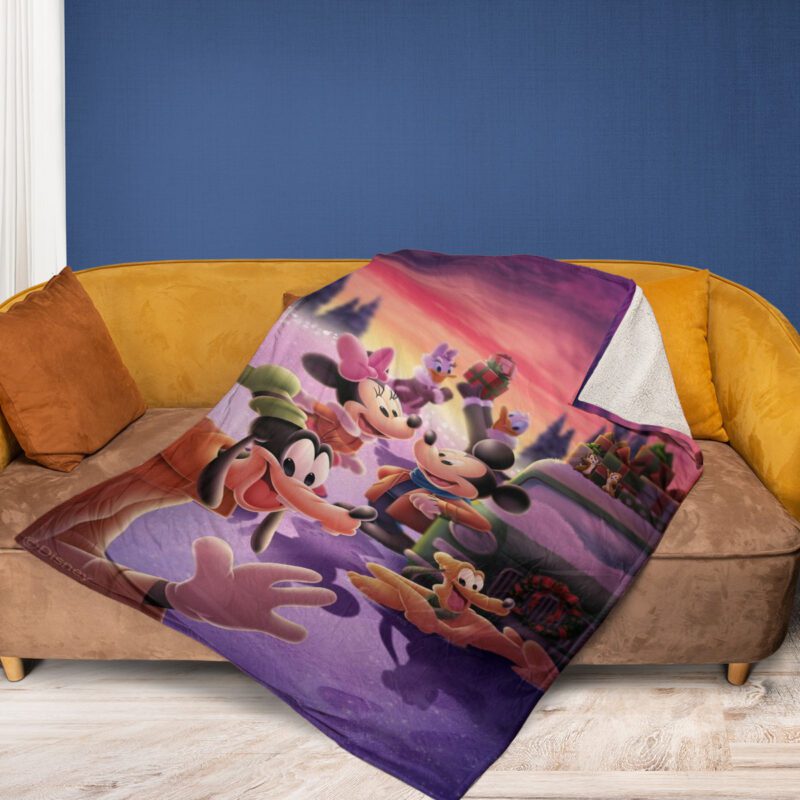 Disney Family Mickey Mouse And Friend 5 Fan Gift Disney Family Mickey Mouse And Friend Gift For Fan Comfy Sofa Throw Blanket Gift 2