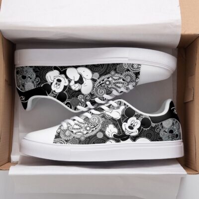 Tennis Shoes
