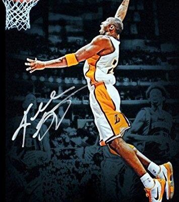 Kobe Bryant Dunk Los Angeles Lakers Autograph Print - Canvas Print Wall Art Decor