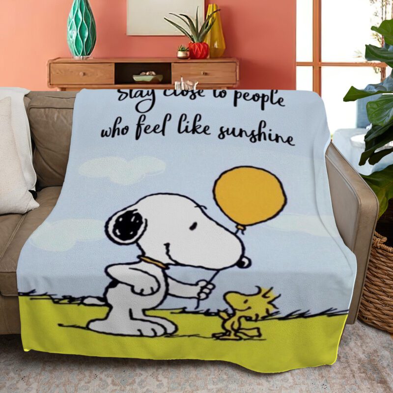 Snoopy Peanuts Blanket Gift For FanSnoopy Peanuts Woodstock Stay Close To People Who Feel Like Sunshine Blanket 3