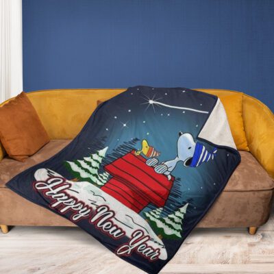 Snoopy The Peanuts Fan Gift, Snoopy and Woodstock Happy New Year Gift, Snoopy And Woodstock Comfy Sofa Throw Blanket Gift 2 Snoopy And Woodstock Comfy Sofa Throw Blanket Gift