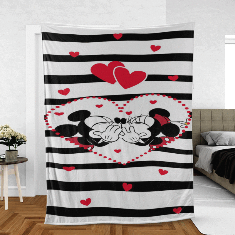 Sweet Love Couple Mickey Mouse Minnie Mouse Disney Cartoon A12 Gift For Fan Comfy Sofa Throw Blanket Gift