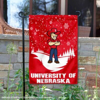Nebraska Huskers Winter Snowflake Garden Flag GF01584