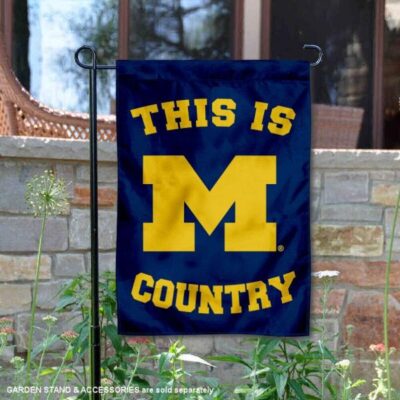 University of Michigan Country Garden Flag GF00708