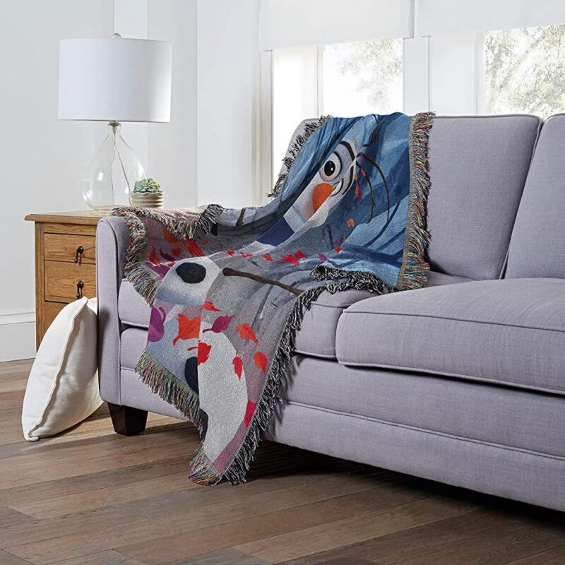 Northwest Frozen 2 In The Leaves Woven Tapestry Throw Blanket 4
