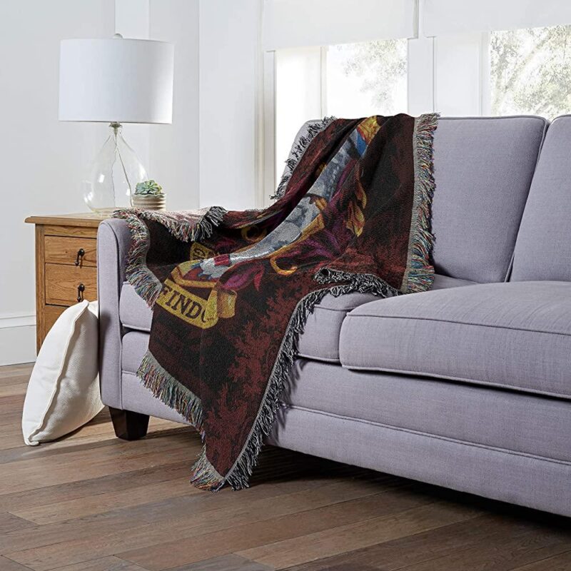 Northwest Woven Tapestry Throw Blanket Gryffindor Shield 3