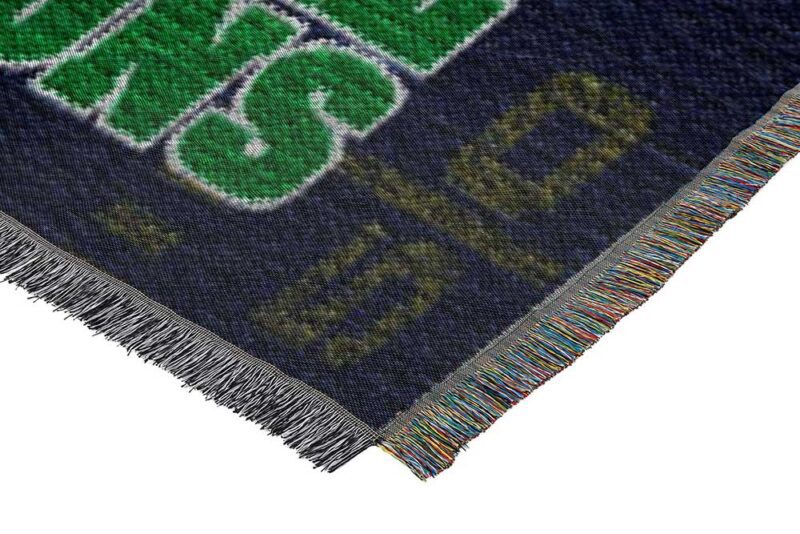 Notre Dame Fighting Irish Commemorative Woven Tapestry Throw Blanket 2