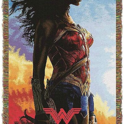 Warner Brothers Dc Comics Wonder Woman "Gone Wonder" Woven Tapestry Throw Blanket