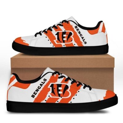 Tennis Shoes