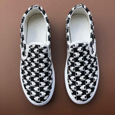 Snoopy Lovers Checkerboard Pattern Slip On Shoes