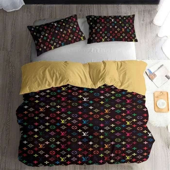 Louis Vuitton Hot Bedding Sets Luxury Brand Bedding Decor Bedroom Sets BS397