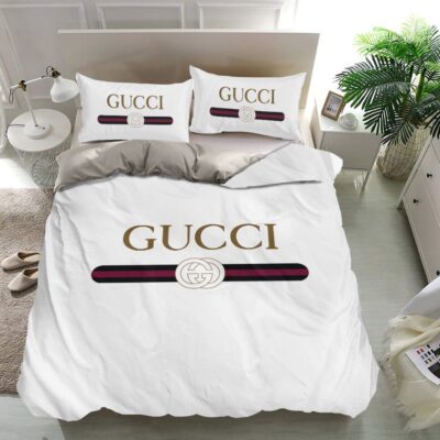 Gucci Amazing White Fashion Logo Luxury Brand Bedding Set BS353