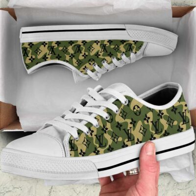 JD Sneakers