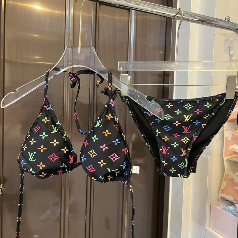 LV Luxury 2-Piece Bikini Set 2023-24 Trending BKN1039