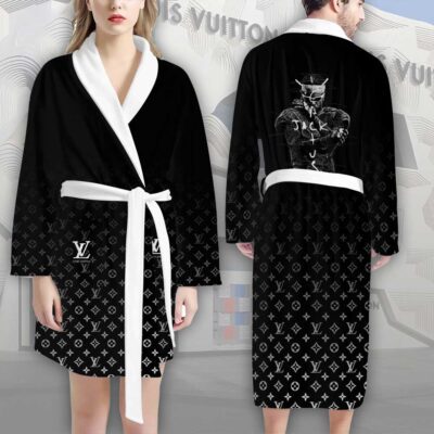 Louis Vuitton White Pattern Travis Scott Luxury Bathrobe 2